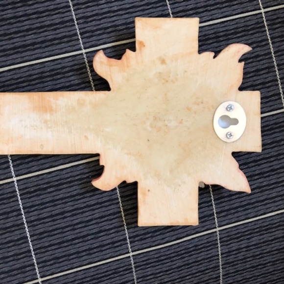 Crucifix with hanger NEW - Picture 2 of 2